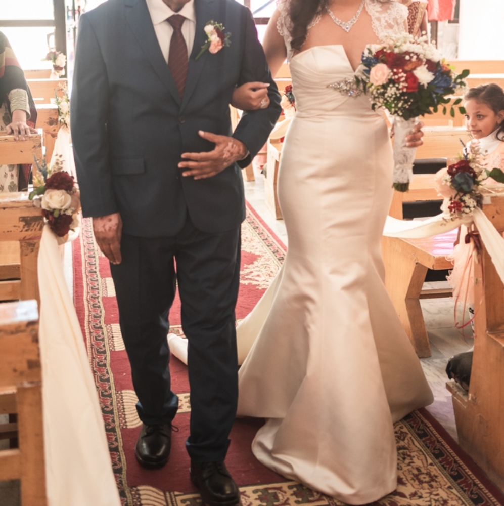 Wedding gown